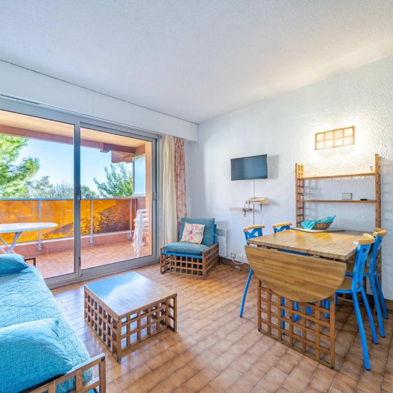 Appartement 8 pers., vue mer, Wi-Fi, 1 chambre - FR-1-827-8 - Appartement - 2