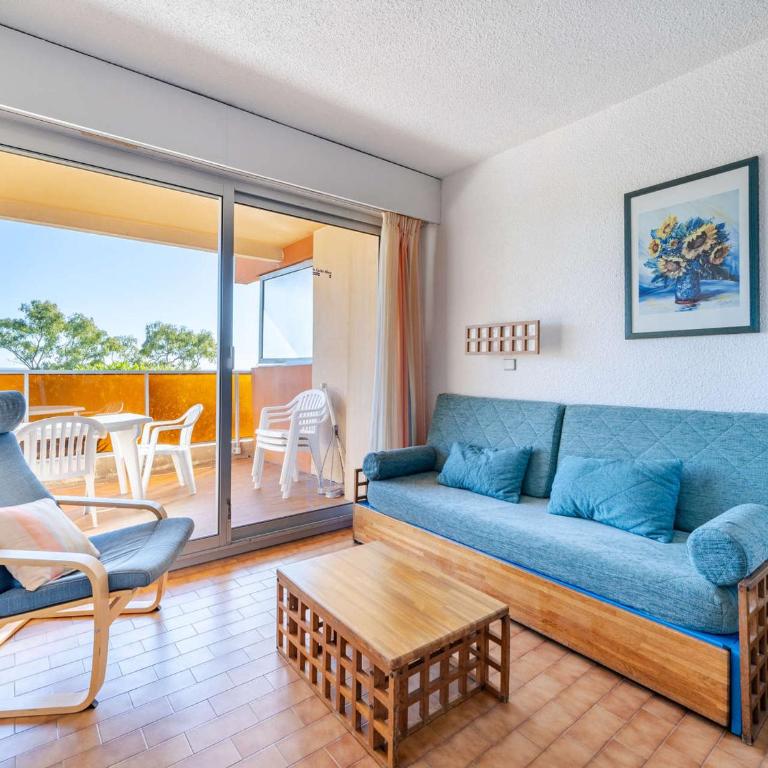 Appartement pour 8, spacieux séjour, vue mer, Wi-Fi inclus - FR-1-827-20 - Appartement - 3