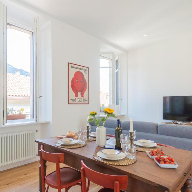 Rooftop Nest in Como city center by Rent All Como - Appartamento - 13