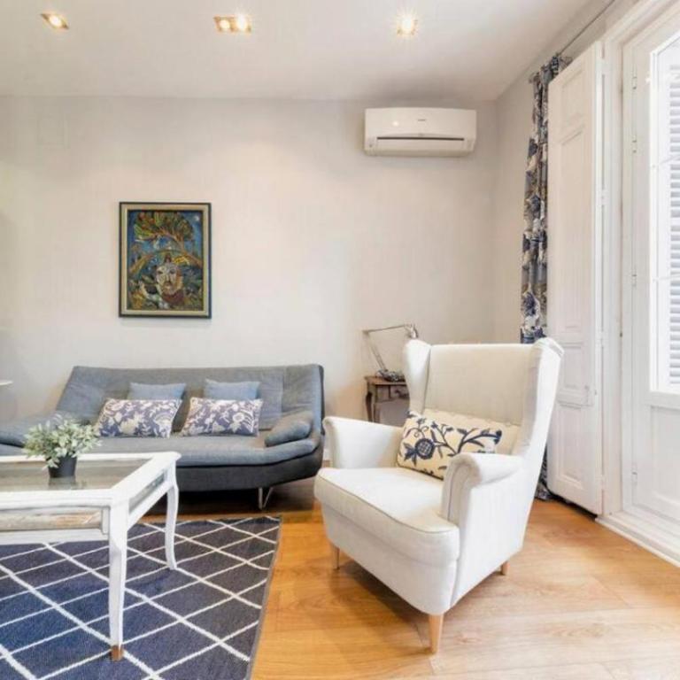 Cozy Modern with balconies - Sol - Gran Vía - Apartamento - 3
