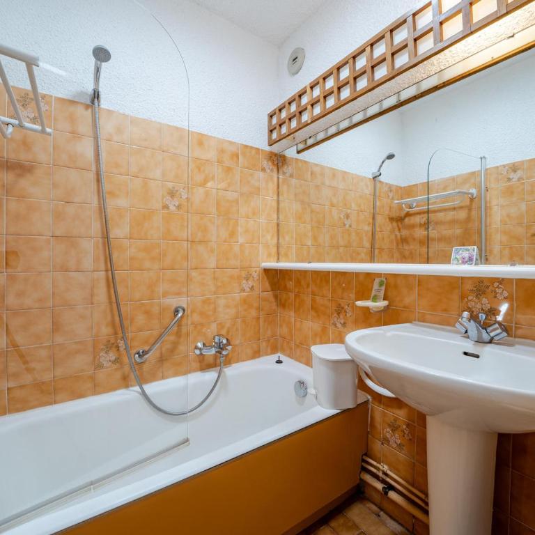 Studio 4 pers, vue mer, Wi-Fi inclus - FR-1-827-60 - Studio - 6