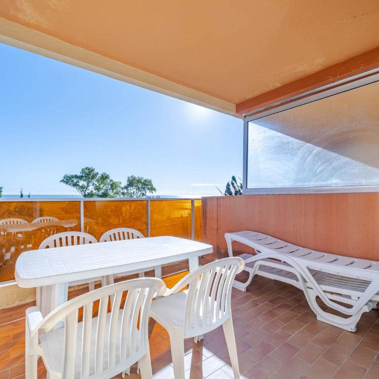 Studio avec Wi-Fi, 4 pers, vue mer depuis terrasse - FR-1-827-69 - Studio - 1