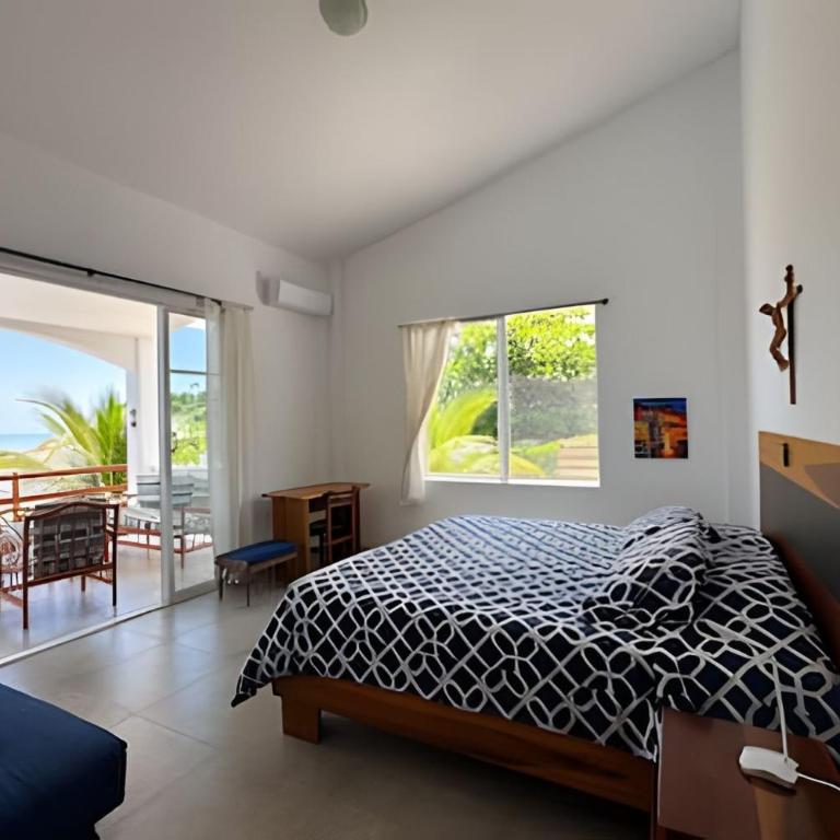 Hermosa casa en Jama Campay con vista al mar - Three-Bedroom House - 2