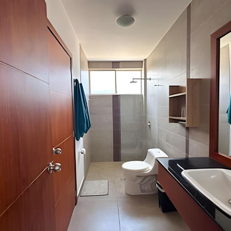 Hermosa casa en Jama Campay con vista al mar - Three-Bedroom House - 10