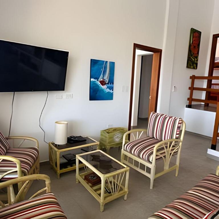 Hermosa casa en Jama Campay con vista al mar - Three-Bedroom House - 29