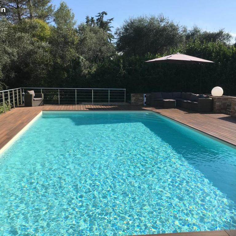 Villa 12 p entre Nice et Cannes piscine clim - Villa - 24