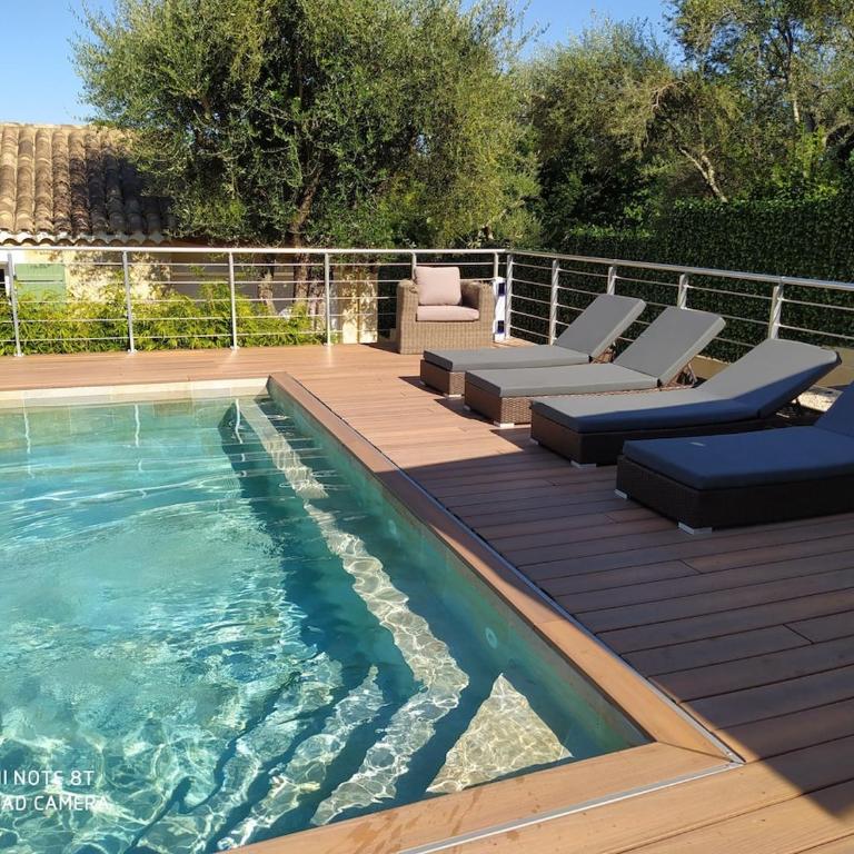 Villa 12 p entre Nice et Cannes piscine clim - Villa - 32