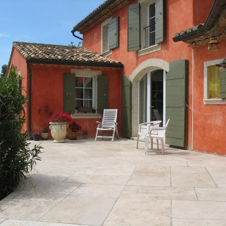 B&B La Cigaline - Chambre Double - Vue sur Jardin - 2