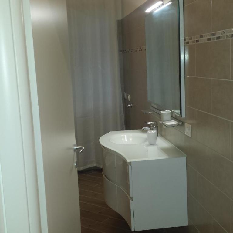 Nice Livings Gioia - Appartamento con 1 Camera da Letto - 24