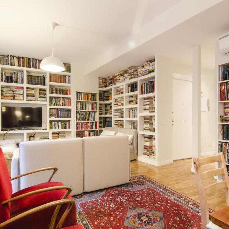 Bright Spacious 2BD 2BTH - Las Letras - Apartment - 2