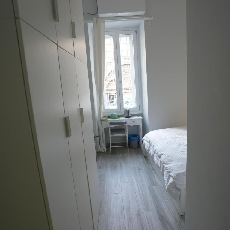 Camera con bagno in posizione strategica - Double Room with Private Bathroom - 6
