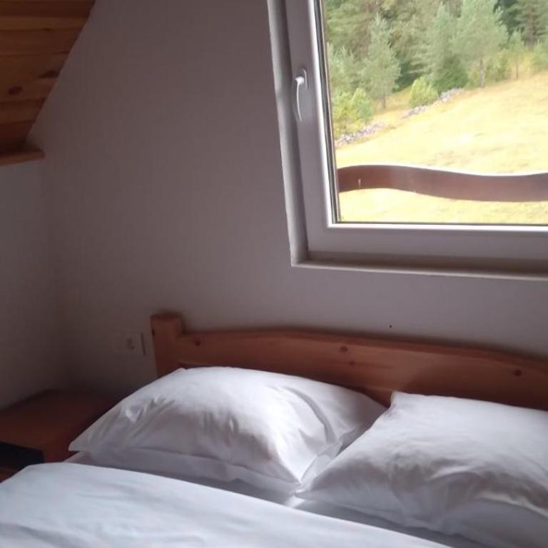 Wild Peace - Five-Bedroom House - 32