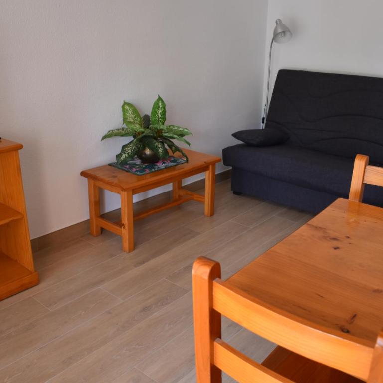 Apartamentos Les Palmeres - Apartamento de 2 dormitorios - Sin aire acondicionado - 3