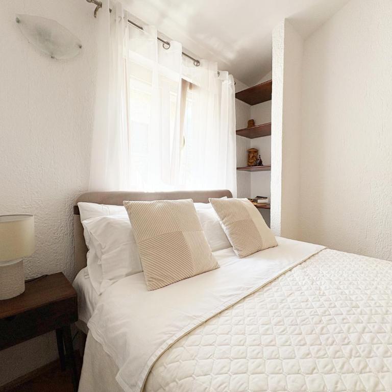 S&P City Center Apartments - One-Bedroom Apartment with Terrace - 8