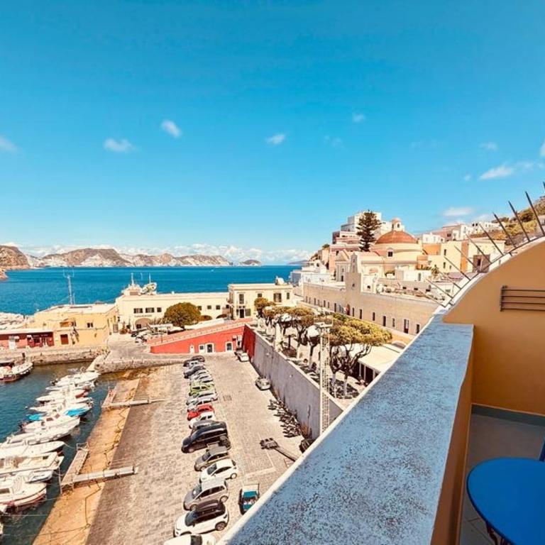 Agenzia Isotur MARI DI LEVANTE - Appartamento con 1 Camera da Letto - 1