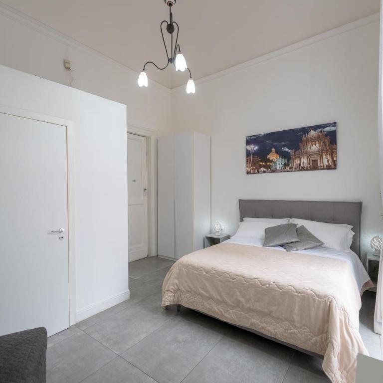 Palazzo Bruca Catania - Double Room with Private Bathroom - 4