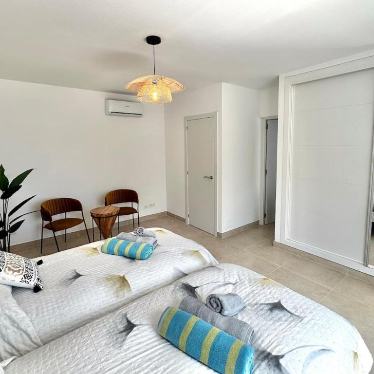 Luxury Villa - Pool - Sea Views - El Chaparral - Villa con vistas al mar - 30