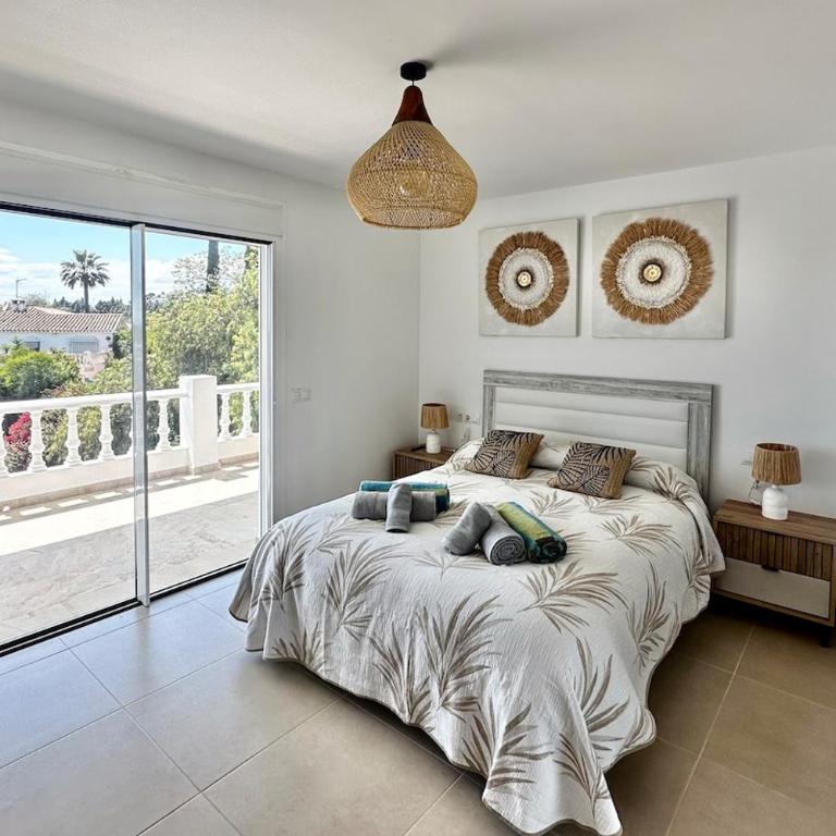 Luxury Villa - Pool - Sea Views - El Chaparral - Villa con vistas al mar - 5