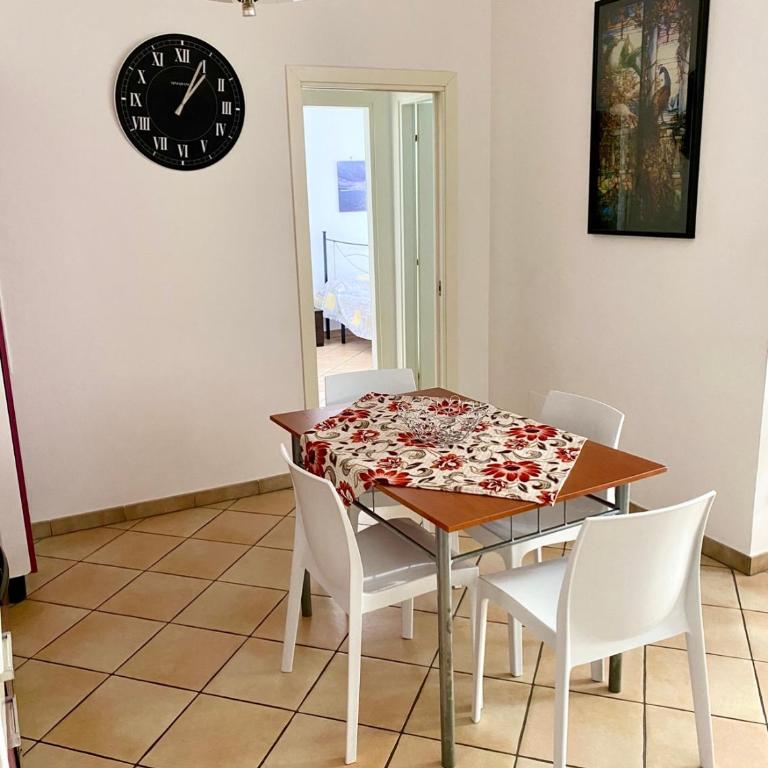 CASA Di MIRKO - Appartamento con 2 Camere da Letto - 3
