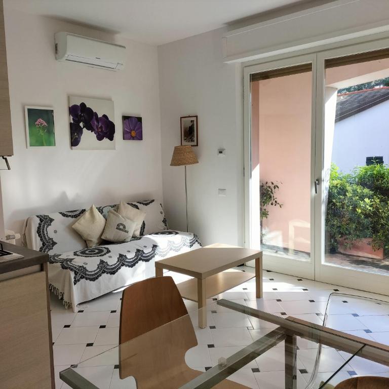 Serenas Beach Side Apt with Parking and AC - Appartamento con 2 Camere da Letto - 2