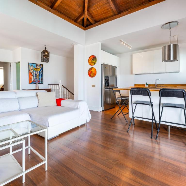 Villa Oasis Beachfront Corralejo By Holidays Home - Three-Bedroom Villa - 16