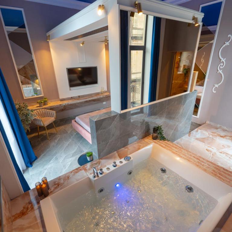 Palazzo Bruca Catania - Superior King Suite - 6