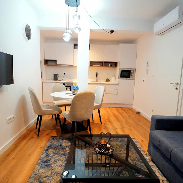 MoStars Residence - One-Bedroom Apartment - 14