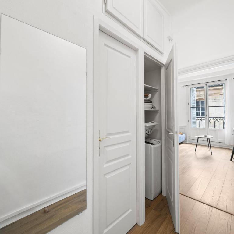 Confort & Calme - Appartement Centre Historique - Tout équipé - One-Bedroom Apartment - 9