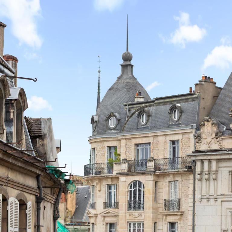 Confort & Calme - Appartement Centre Historique - Tout équipé - One-Bedroom Apartment - 13