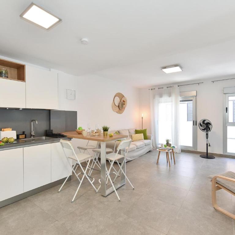El Corazon en el Puerto by VillaGranCanaria - Apartamento con terraza - 15