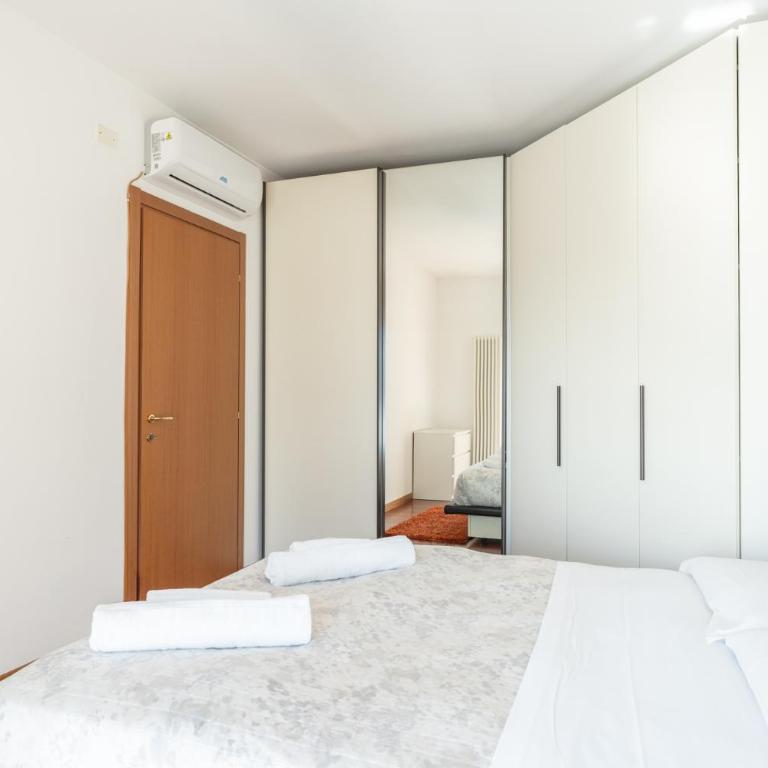 Large well-equipped apartment near Como lake - Apartment - 7