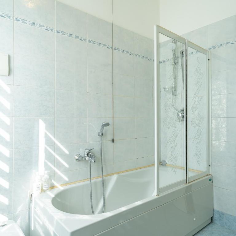 Spacious bright apartment with panoramic views - Appartamento - 13