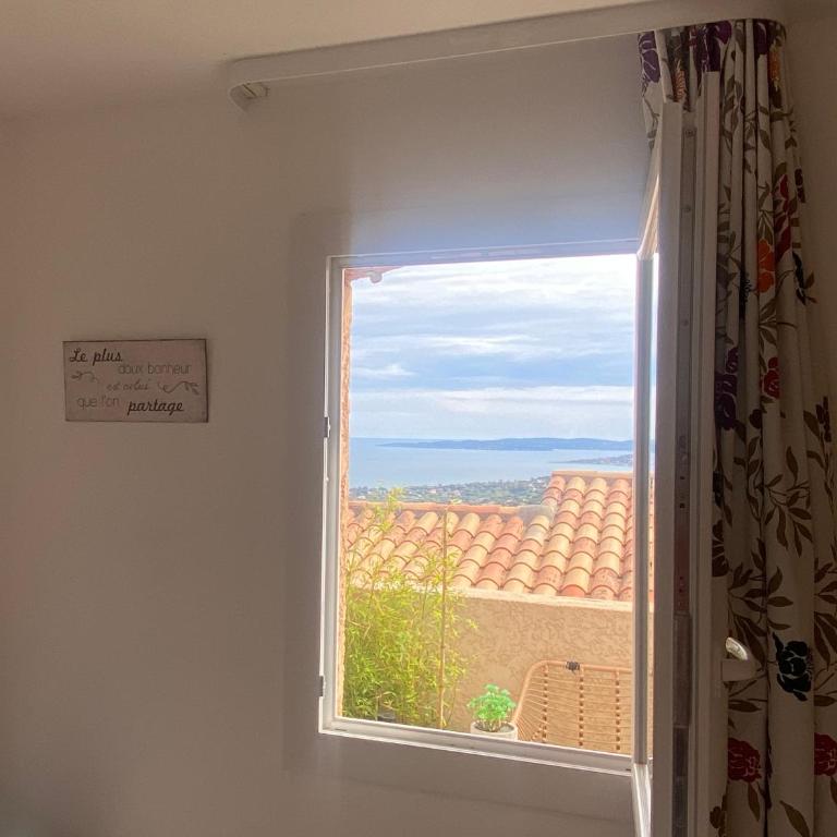 Très bel appartement T3 avec splendide vue mer - Appartement 2 Chambres - 24