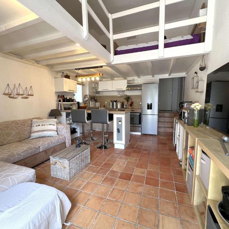Le Costabella - Appartement pour 4 personnes à 5 minutes de la plage de l'Almanarre à Hyères - Apartment mit 3 Schlafzimmern - 4