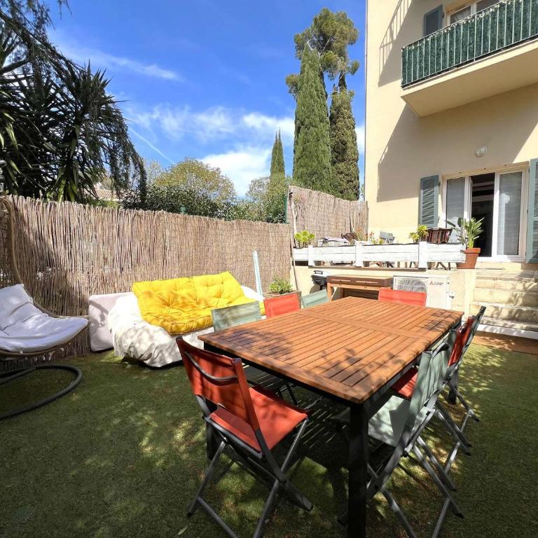 Le Costabella - Appartement pour 4 personnes à 5 minutes de la plage de l'Almanarre à Hyères - Apartment mit 3 Schlafzimmern - 5