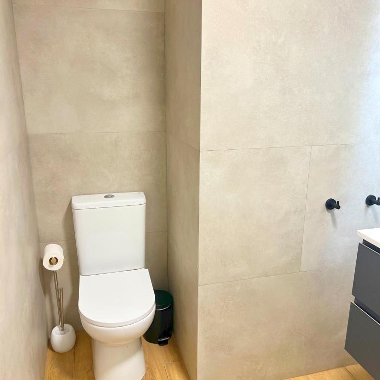 New Skyline Studio & Terrace - Studio Apartment with One Double Bed - 29