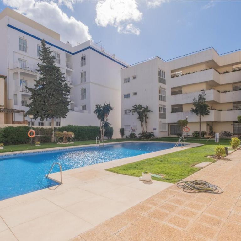 5 Chaparil Beach, Flat 3 with Sea Views - Apartamento de 2 dormitorios - 2
