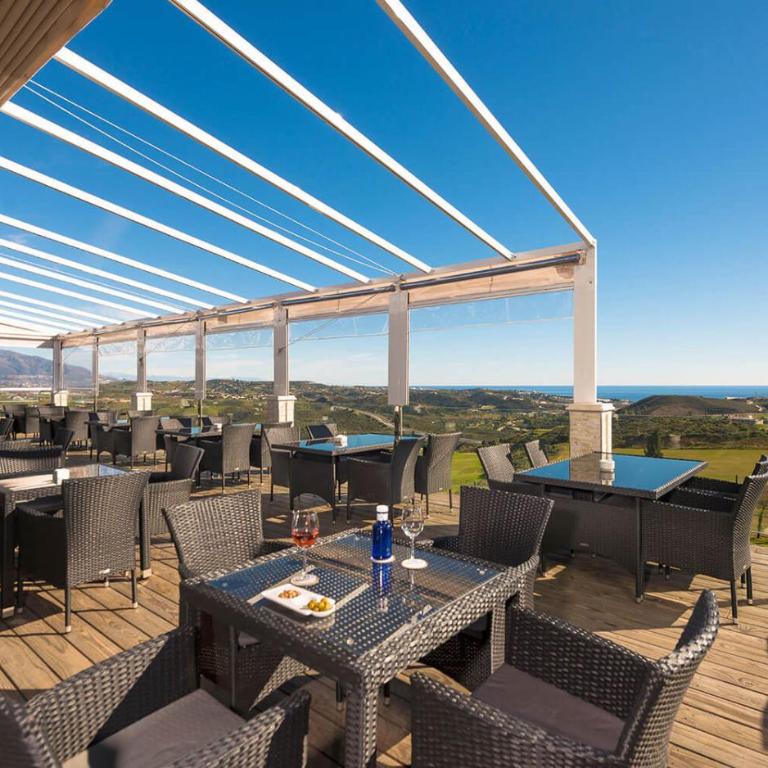 Bohemian-Chic Hideaway with Sun-Drenched Terrace - Appartamento con 2 Camere da Letto - 47