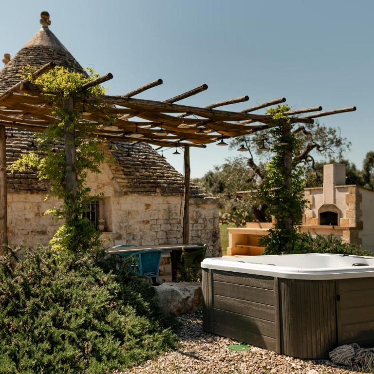 Trullo Ape Regina by MONHOLIDAY - Villa Deluxe - 9
