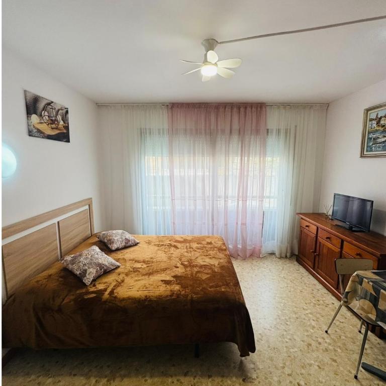 Confortable piso con 2 piscinas cerca de la playa - Apartamento - 7