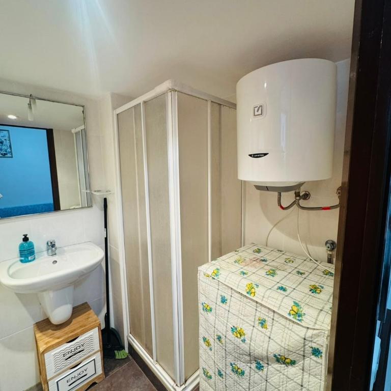 Confortable piso con 2 piscinas cerca de la playa - Apartamento - 16