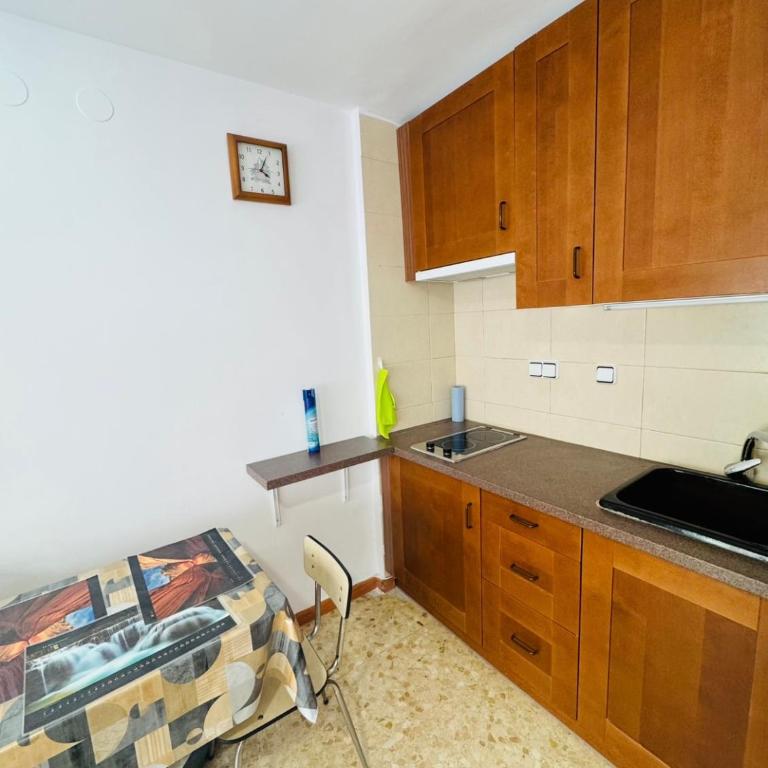 Confortable piso con 2 piscinas cerca de la playa - Apartamento - 12