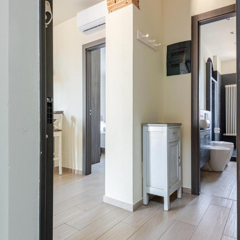 Casa fronte stazione, 300mt dal Centro, Free Parking - Appartamento con 1 Camera da Letto - 3