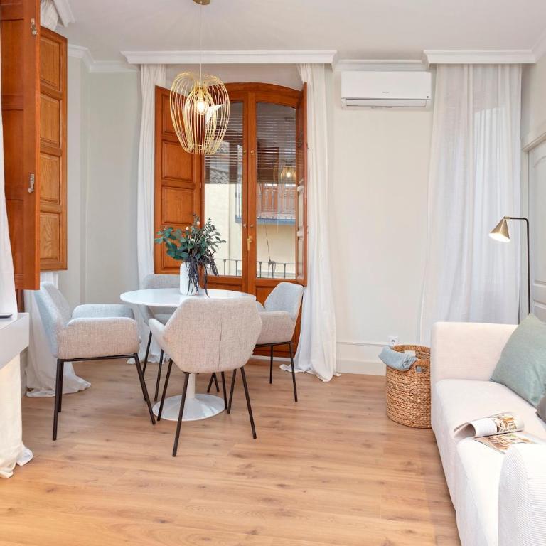 Genteel Home Bib Rambla IV - Two-Bedroom Apartment - 3