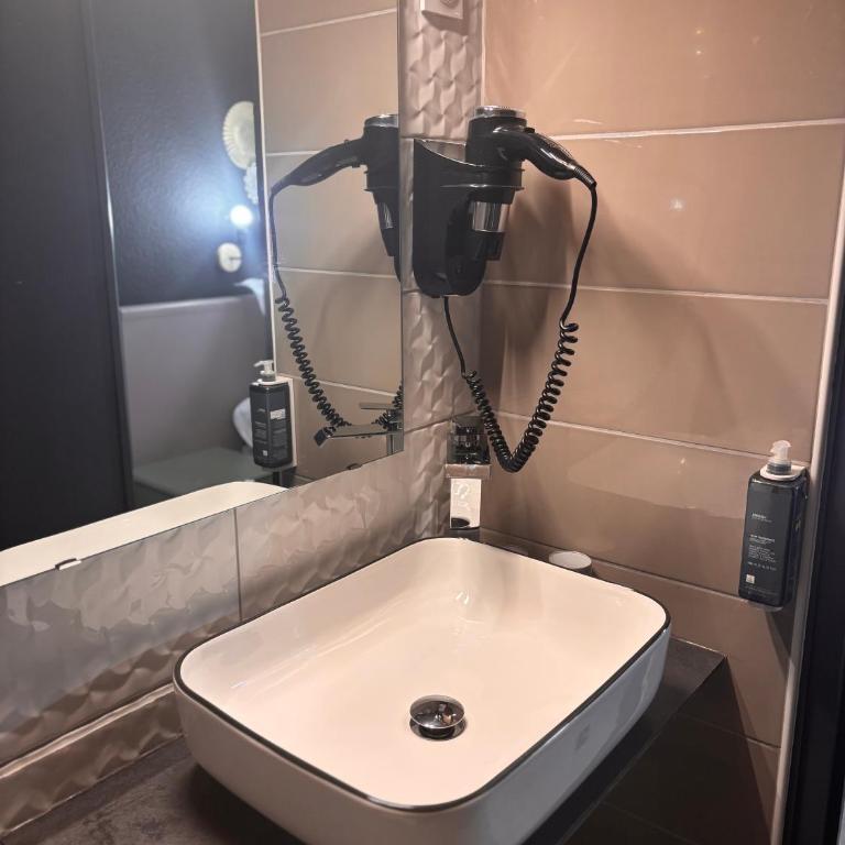Hôtel & Spa Le Gambetta, Bergerac, Centre ville - Chambre Quadruple - 5