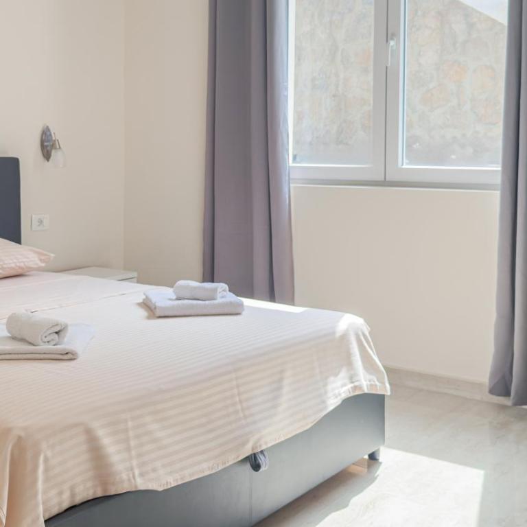 Apartments Seaview Estate Radovic - Apartman sa 2 Spavaće Sobe, Balkonom i Pogledom na More - 5