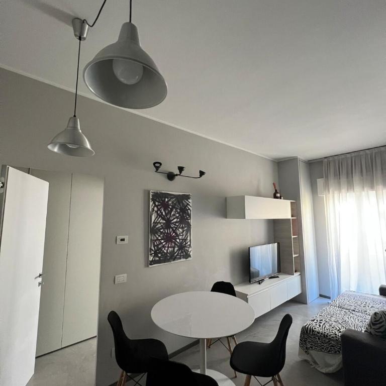 Cozy Apartment in Paolo Sarpi with balcony - Appartamento con 2 Camere da Letto - 2