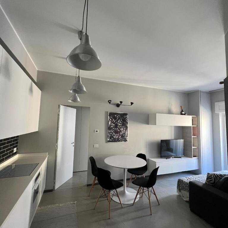 Cozy Apartment in Paolo Sarpi with balcony - Appartamento con 2 Camere da Letto - 11