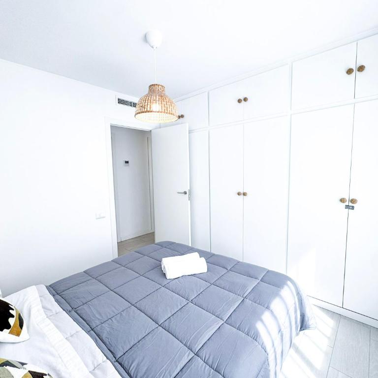 NUEVO, a 70 metros de la playa y con vistas al mar - Two-Bedroom Apartment - 34