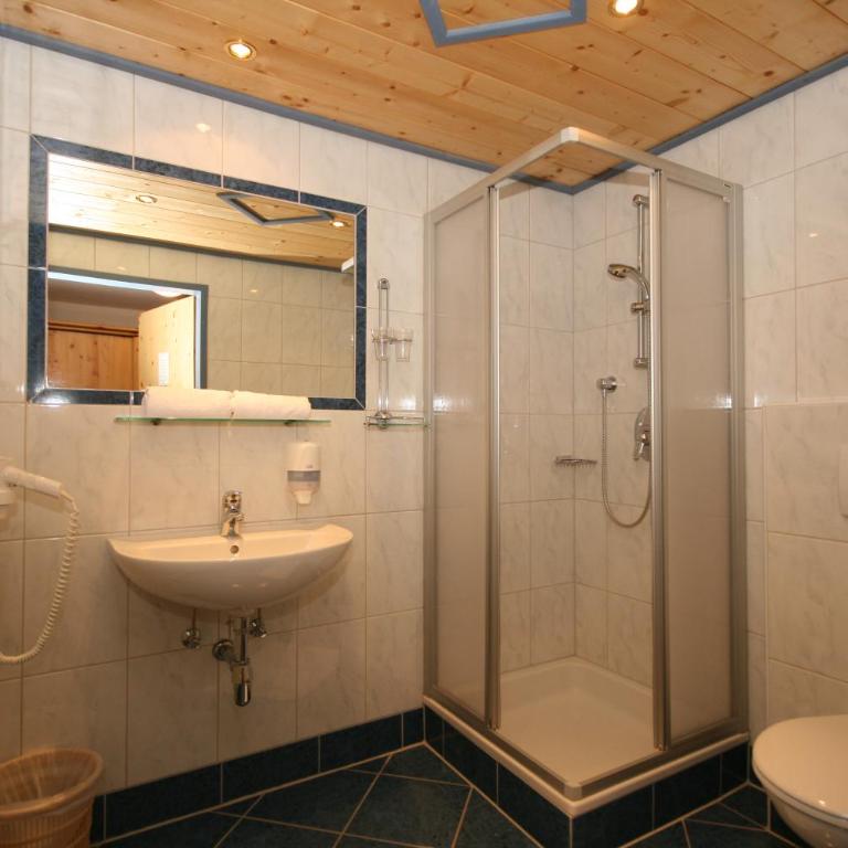 Hotel Cafe' Hermann - Doppelzimmer mit Bergblick - 4